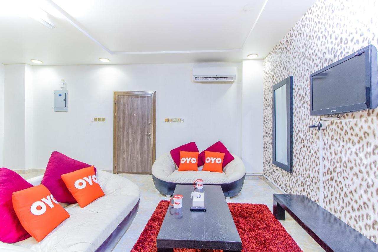 Oyo 109 Al Thabit Modern Hotel Apartment Ḩayl Āl ‘Umayr Eksteriør bilde