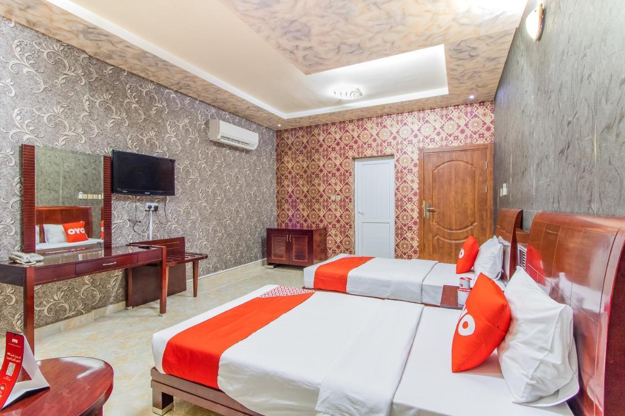 Oyo 109 Al Thabit Modern Hotel Apartment Ḩayl Āl ‘Umayr Eksteriør bilde